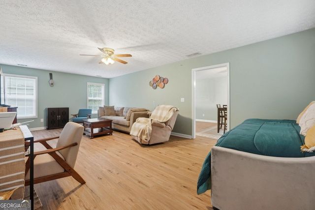 3343 Pommel Court, Loganville, GA 30052