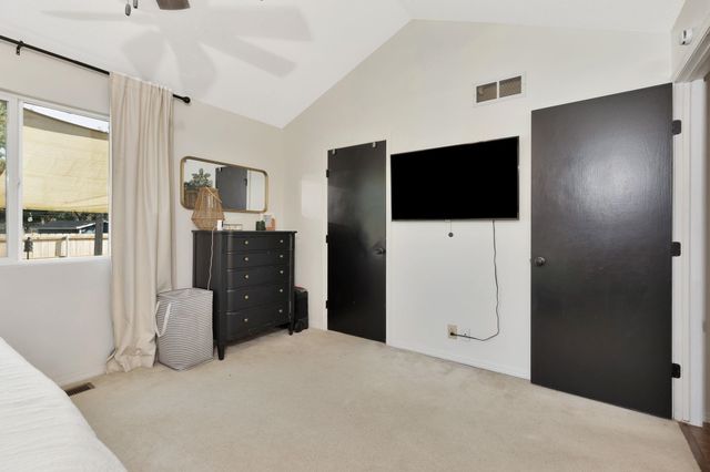 2006 N Pine Grove St, Wichita, KS 67212