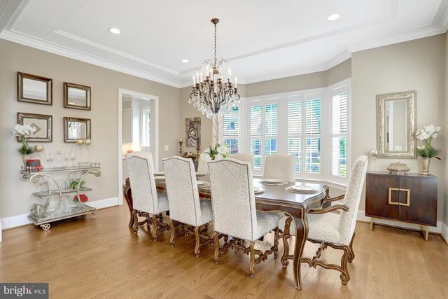 7108 PENGUIN PL, Falls Church, VA 22043