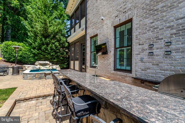 7108 PENGUIN PL, Falls Church, VA 22043