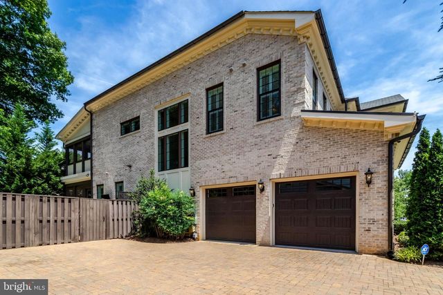 7108 PENGUIN PL, Falls Church, VA 22043