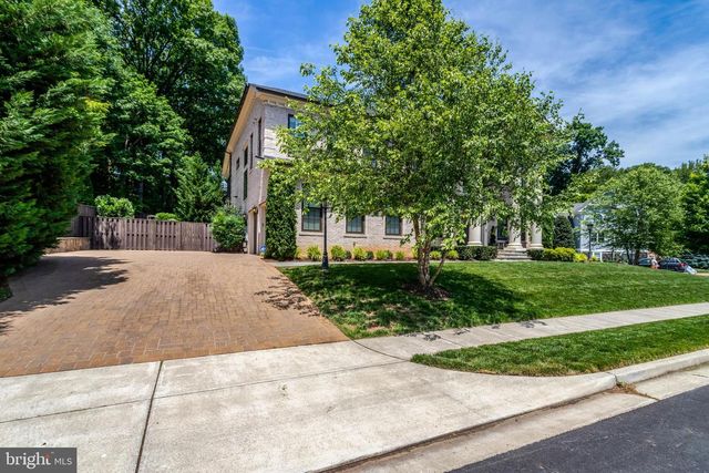 7108 PENGUIN PL, Falls Church, VA 22043