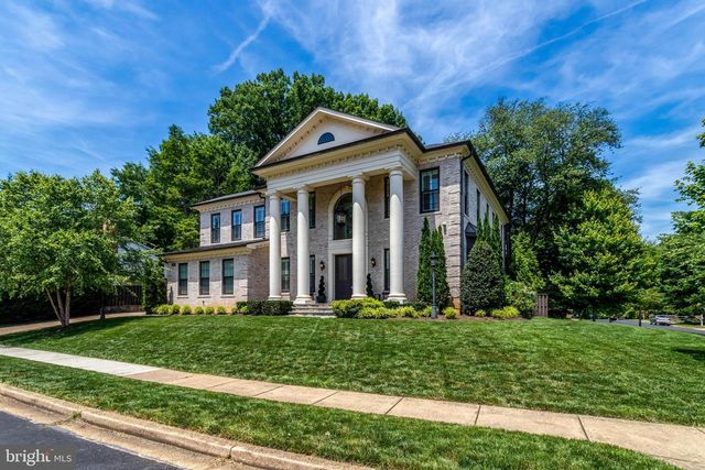 7108 PENGUIN PL, Falls Church, VA 22043