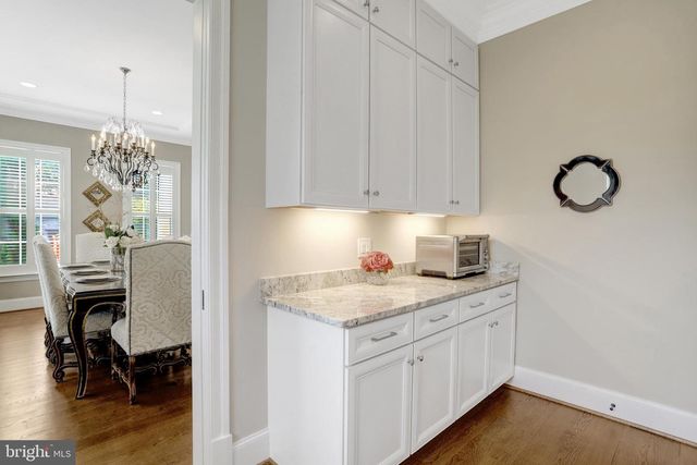 7108 PENGUIN PL, Falls Church, VA 22043