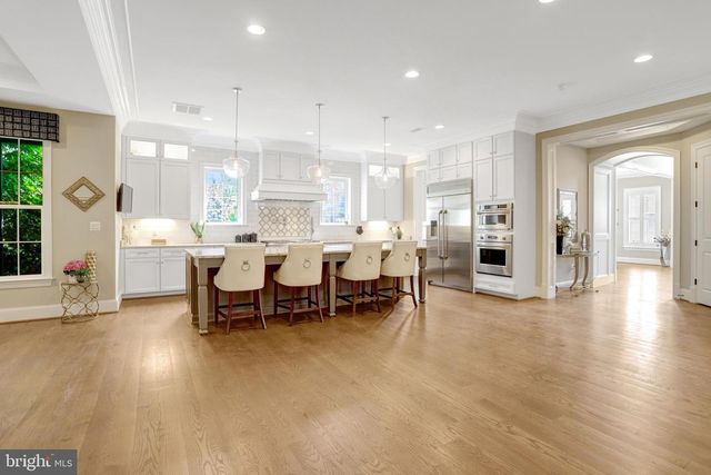 7108 PENGUIN PL, Falls Church, VA 22043