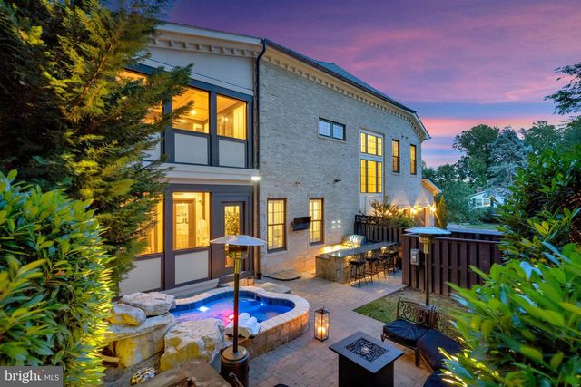 7108 PENGUIN PL, Falls Church, VA 22043