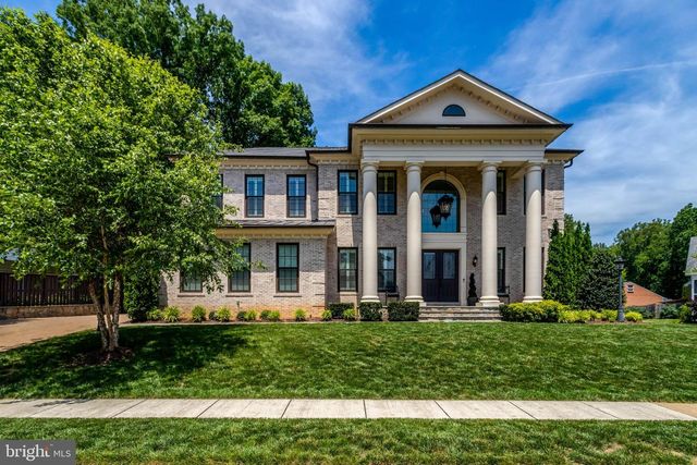 7108 PENGUIN PL, Falls Church, VA 22043