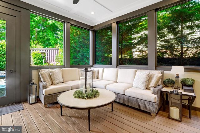 7108 PENGUIN PL, Falls Church, VA 22043