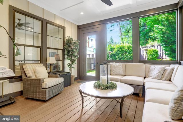 7108 PENGUIN PL, Falls Church, VA 22043