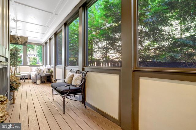 7108 PENGUIN PL, Falls Church, VA 22043