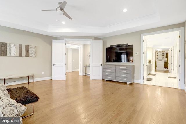 7108 PENGUIN PL, Falls Church, VA 22043