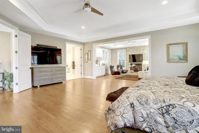 7108 PENGUIN PL, Falls Church, VA 22043
