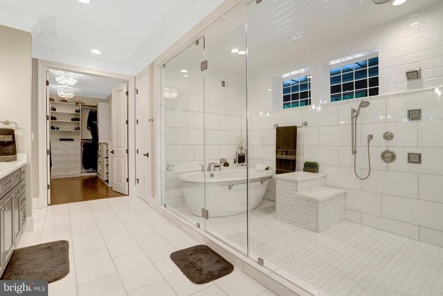 7108 PENGUIN PL, Falls Church, VA 22043