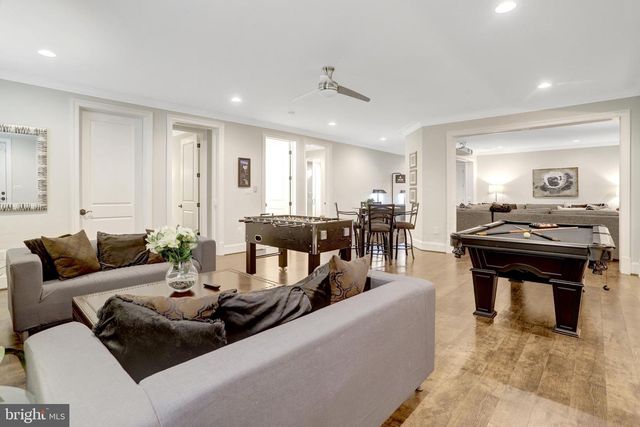 7108 PENGUIN PL, Falls Church, VA 22043