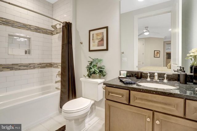 7108 PENGUIN PL, Falls Church, VA 22043