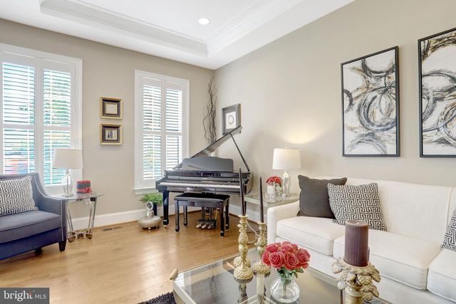 7108 PENGUIN PL, Falls Church, VA 22043