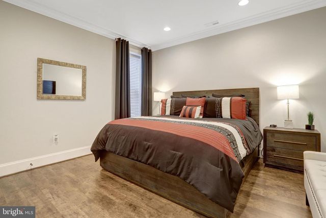 7108 PENGUIN PL, Falls Church, VA 22043