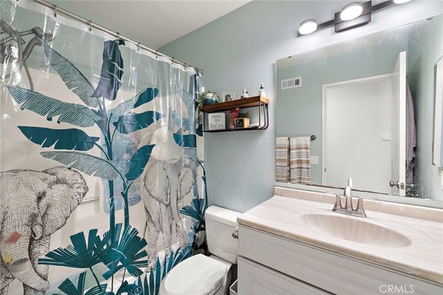 21155 Larchmont, Lake Forest, CA 92630