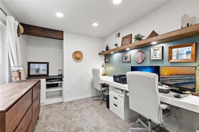 21155 Larchmont, Lake Forest, CA 92630
