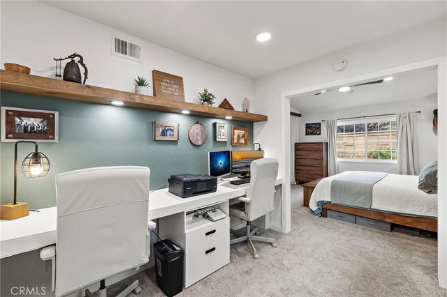 21155 Larchmont, Lake Forest, CA 92630