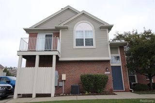 2224 Leighton Drive, Shelby Charter Township, MI 48317