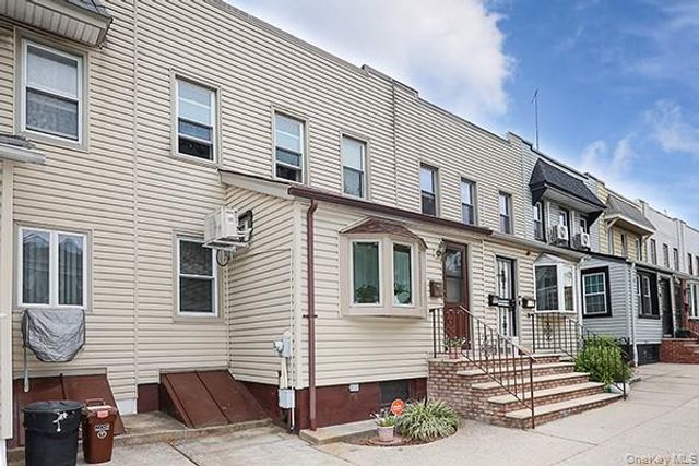7833 74th Street, Glendale, NY 11385