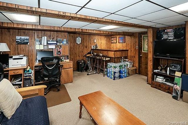 7833 74th Street, Glendale, NY 11385