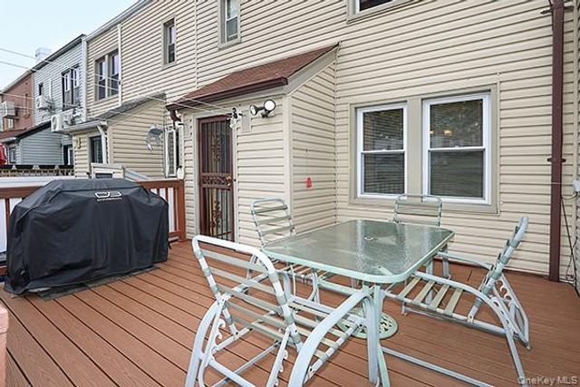 7833 74th Street, Glendale, NY 11385