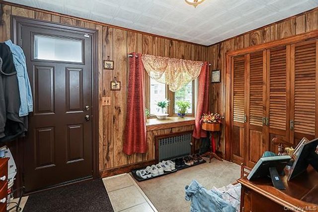 7833 74th Street, Glendale, NY 11385