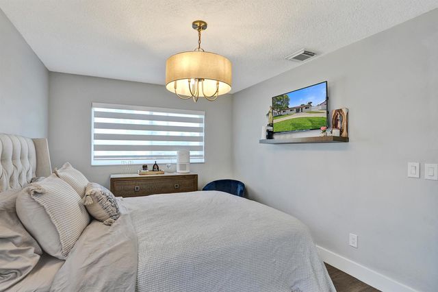 7290 W 14th Court, Hialeah, FL 33014