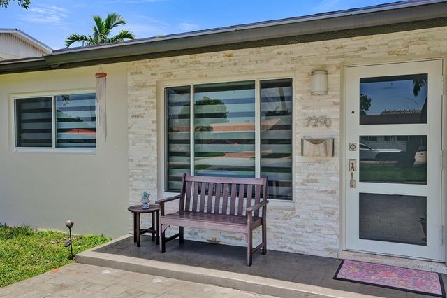 7290 W 14th Court, Hialeah, FL 33014