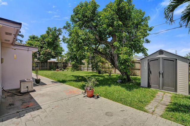 7290 W 14th Court, Hialeah, FL 33014