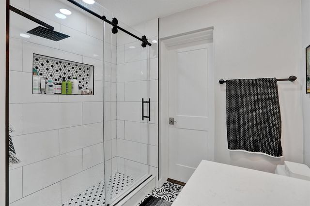 7290 W 14th Court, Hialeah, FL 33014