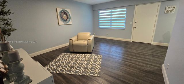 13500 SW 1st St 302U, Pembroke Pines, FL 33027