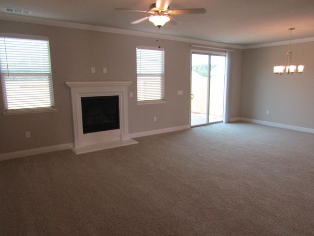 717 Thimbleberry Dr, Ione, CA 95640