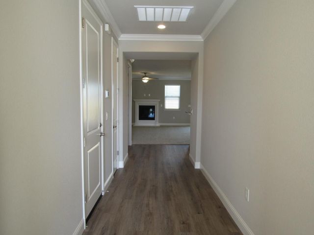 717 Thimbleberry Dr, Ione, CA 95640