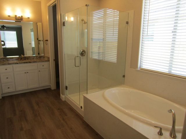 717 Thimbleberry Dr, Ione, CA 95640