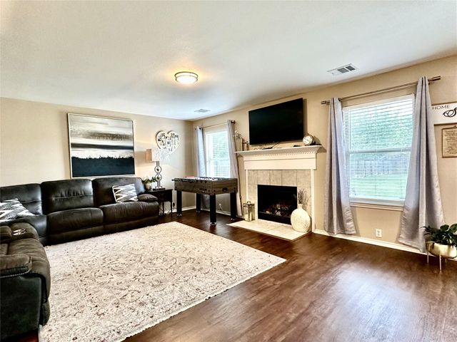 817 Tapestry CV, Pflugerville, TX 78660
