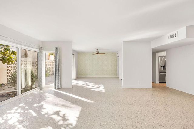 1810 Sandcliff Road, Palm Springs, CA 92264