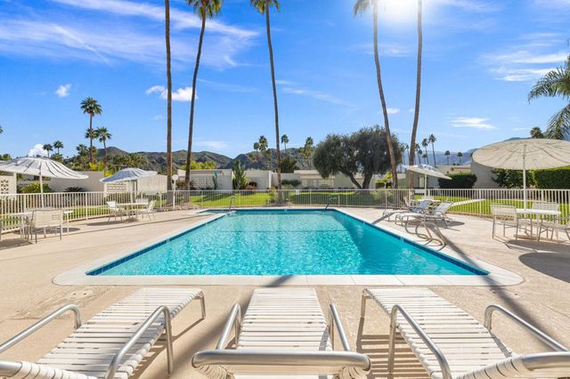 1810 Sandcliff Road, Palm Springs, CA 92264
