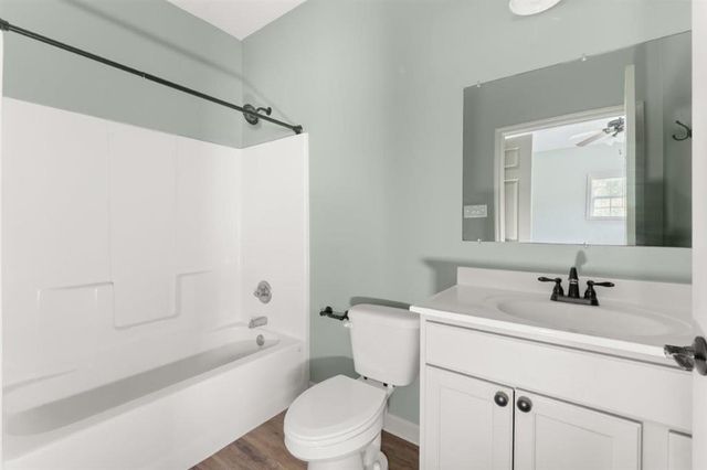 5605 Lavergne Street 1 & 2, Lake Charles, LA 70615