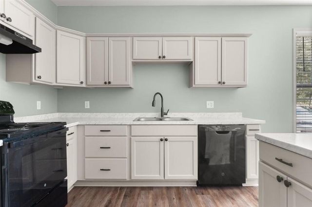 5605 Lavergne Street 1 & 2, Lake Charles, LA 70615