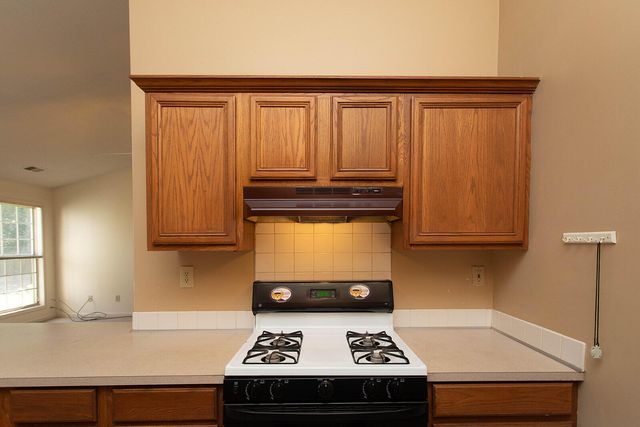 800 Burkewood Drive, Lexington, KY 40509
