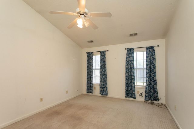 800 Burkewood Drive, Lexington, KY 40509