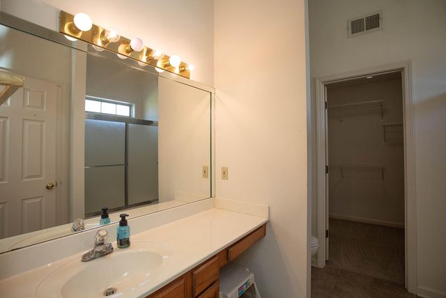 800 Burkewood Drive, Lexington, KY 40509