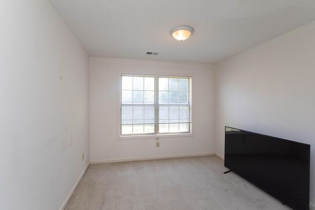 800 Burkewood Drive, Lexington, KY 40509