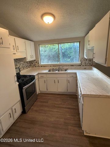 4344 California Avenue, Jackson, MS 39213