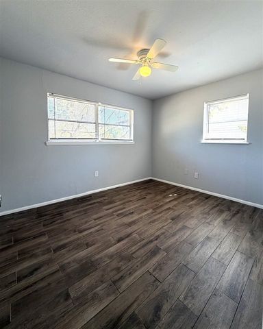 1516 NW 43rd St, Lawton, OK 73505
