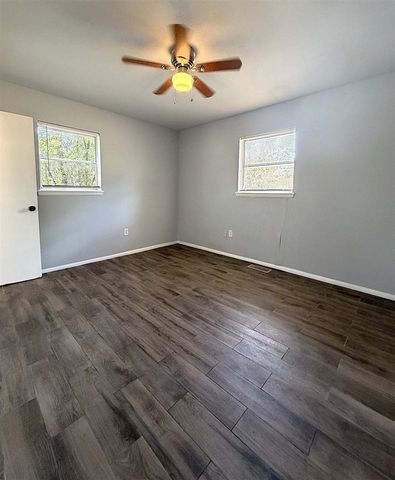 1516 NW 43rd St, Lawton, OK 73505