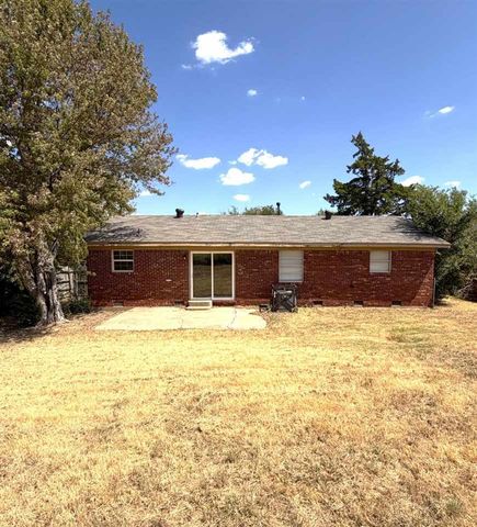 1516 NW 43rd St, Lawton, OK 73505